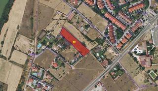 Terrain résidentiel à Calle enrique granados 1. Suelo en simancas de uso residencial ,edificabilidad estimada de