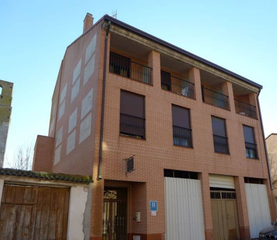 Edifici a Plaza san andrés 5d. Hotel en venta en olmedo con 28 plazas, repartidas en 13 habitac