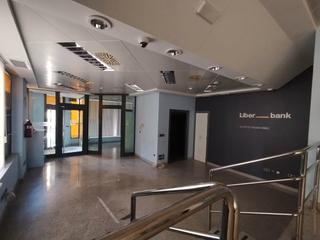 Lloguer Local Comercial a Calle san lorenzo 16. Alquiler local totalmente acondicionado en centro 145 m2