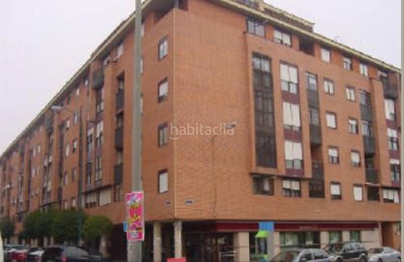 Foto 4834f28c-60e0-44cb-a66e-8332223cd531. Locale commerciale in avenida de gijón 22 in La Victoria - Puente Jardín Valladolid