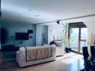 tic en Calle sol 1. En venta exclusivo tico con gran terraza de 40 m2 y 2 plazas de
