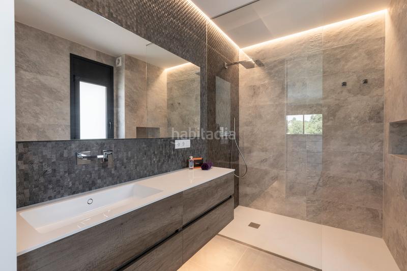 Foto 10a2f108-fcb1-4007-b289-0bdd13afd42c. Haus mit heizung parking in Palau Girona