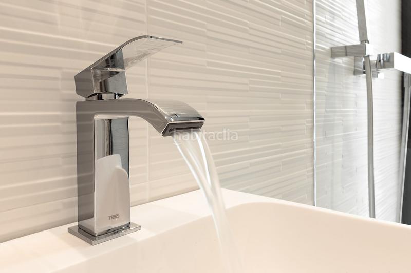 Foto 140a06b4-e3d6-481e-8e1b-a639e76772af. Haus mit heizung parking in Palau Girona