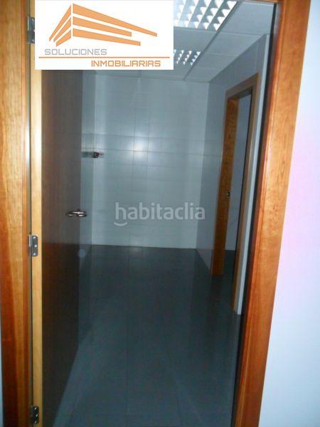 Foto 36e18c4c-bb50-4676-bc39-54eb36305506. Local comercial en La Victoria - Puente Jardín Valladolid