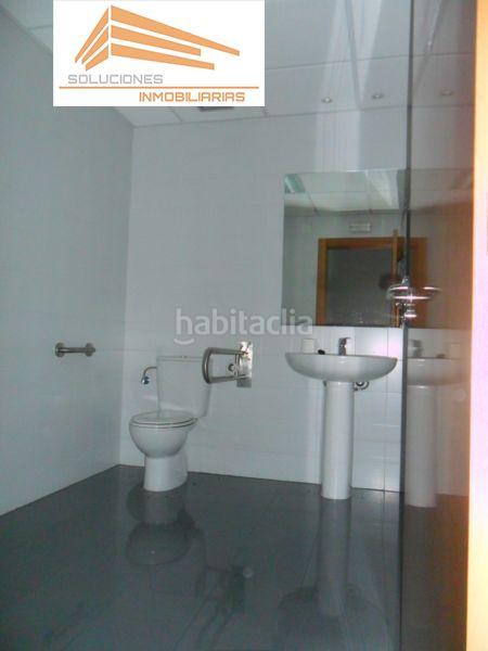 Foto f5378fab-e1dc-4f12-8c7b-585cfa335615. Local comercial en La Victoria - Puente Jardín Valladolid