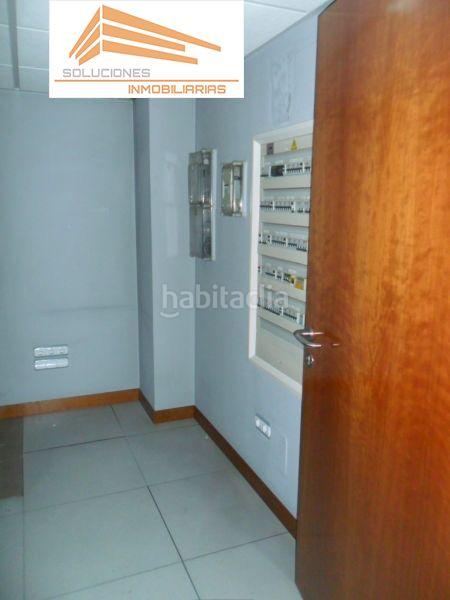 Foto c01625a2-7735-47da-842b-87c93d70389d. Locale commerciale in La Victoria - Puente Jardín Valladolid