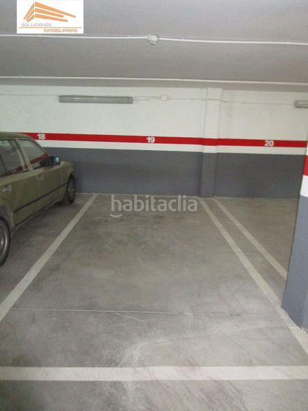 Foto 5ea47c42-9b4b-4918-8c03-69dfb5e4ef29. Parking coche en Portillo