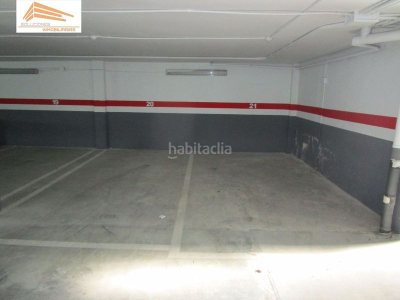 Foto 93987860-801d-4f78-9b9d-ee46cd44a174. Parking coche en Portillo