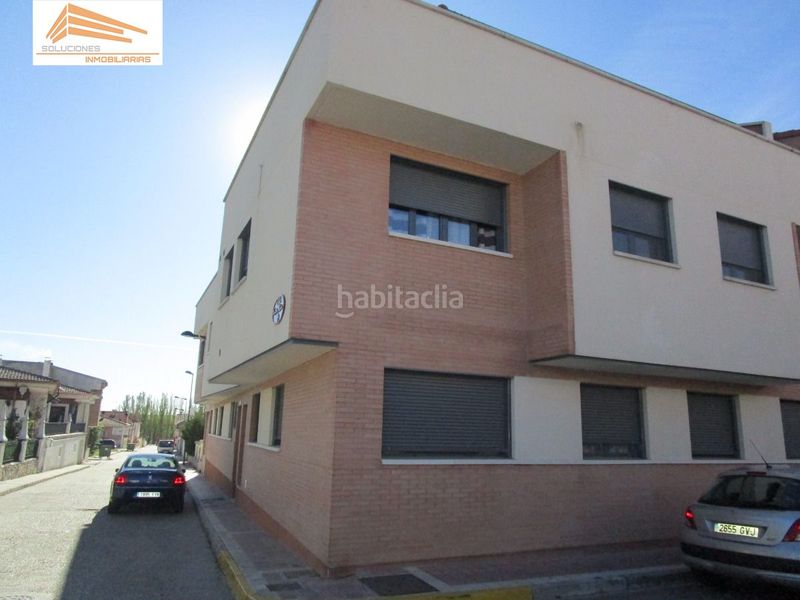 Foto aa410e72-3885-41e1-ba01-cc4eb7f2b55b. Parking coche en Portillo
