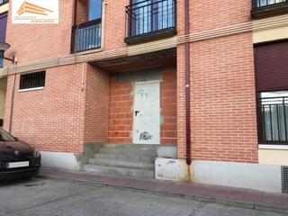 Locale commerciale in Calle Enrique Granados 11