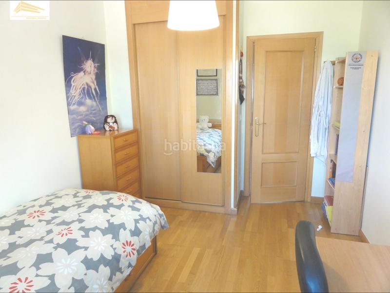 Foto 122d8814-ef2e-4f97-831f-af62976c2171. Maison jumelée avec chauffage parking dans Zaratán