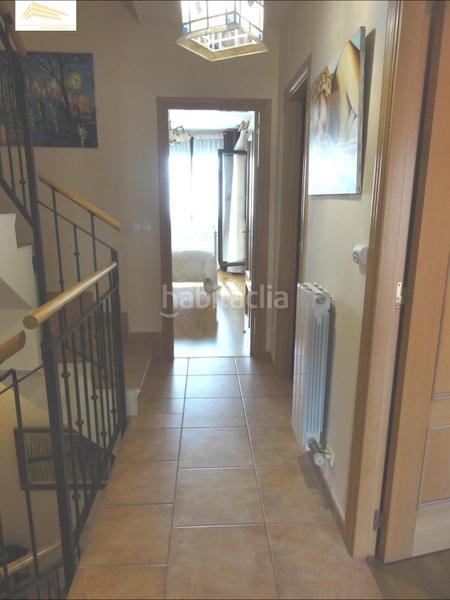 Foto 88b039a3-40ff-4c23-b30a-37326b5df713. Maison jumelée avec chauffage parking dans Zaratán