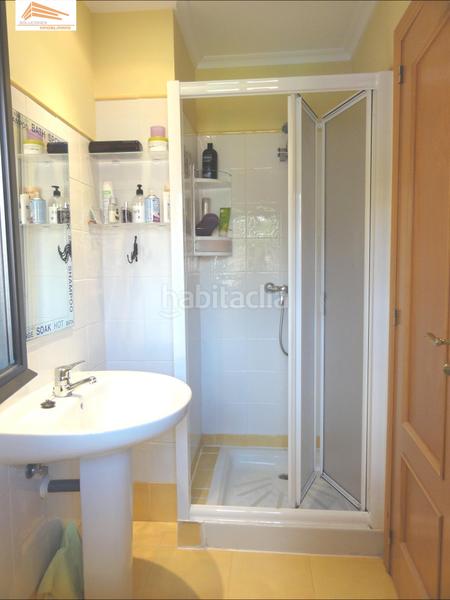 Foto fb09bdfd-9543-400f-8096-ff120da42407. Maison jumelée avec chauffage parking dans Zaratán