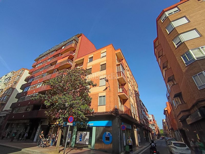 Foto 0bb2065a-3c9e-4312-b5fa-268332662577. Piso en Delicias Valladolid