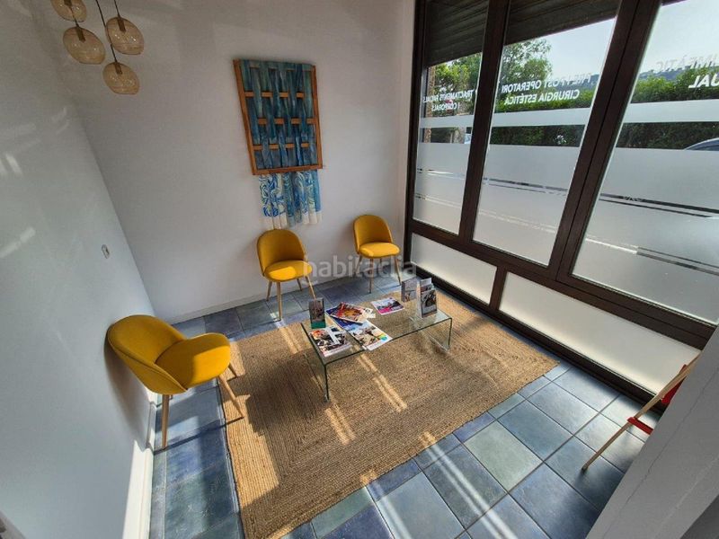Foto fdf69670-859d-4f54-b6bf-197b70c2bd22. Location local commercial dans Eixample Nord Girona