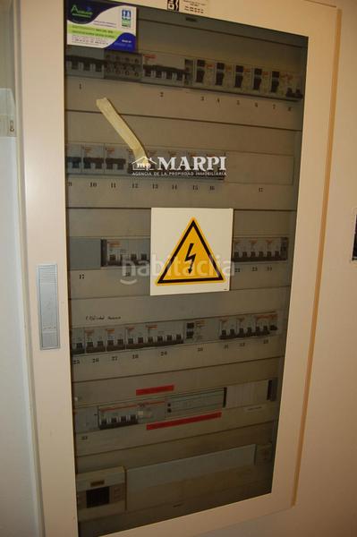 Foto 186ef168-3ec7-4367-9915-ec3898bf0ff0. Location local commercial dans castelao. esquina castelao-amieiros. 1 dans Ponteareas