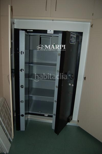 Foto 31996615-2d54-4e8c-a39e-51798f33e24d. Location local commercial dans castelao. esquina castelao-amieiros. 1 dans Ponteareas