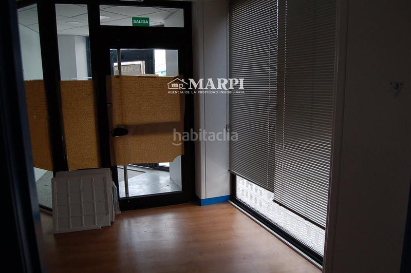 Foto 9762dc49-a6fa-4181-b374-3b89165efaad. Location local commercial dans castelao. esquina castelao-amieiros. 1 dans Ponteareas