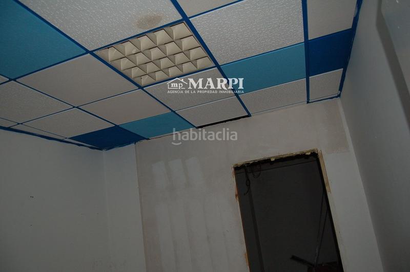 Foto aeea2622-cb59-4095-b217-455fbc483b49. Location local commercial dans castelao. esquina castelao-amieiros. 1 dans Ponteareas