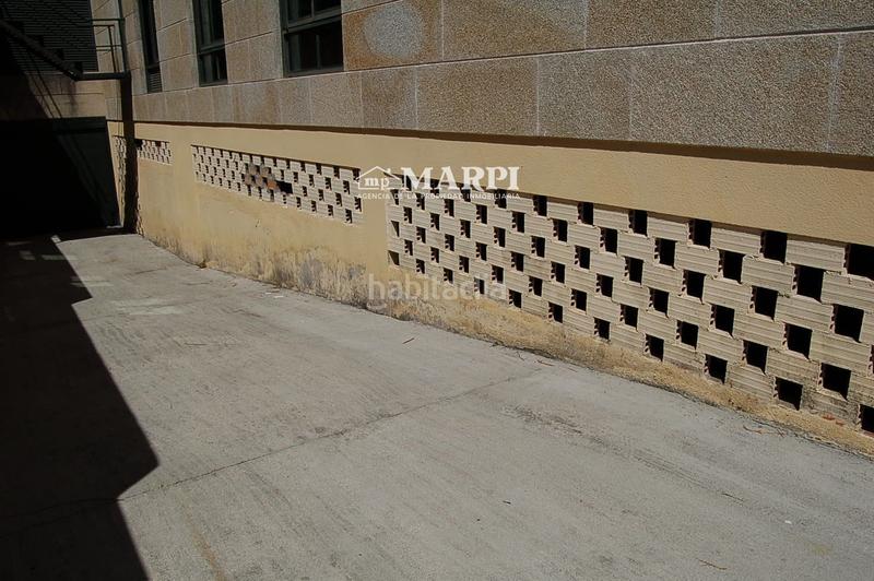 Foto 5e9a79de-8639-41f7-877a-1c1911f26133. Locale commerciale in Mondariz - Balneario