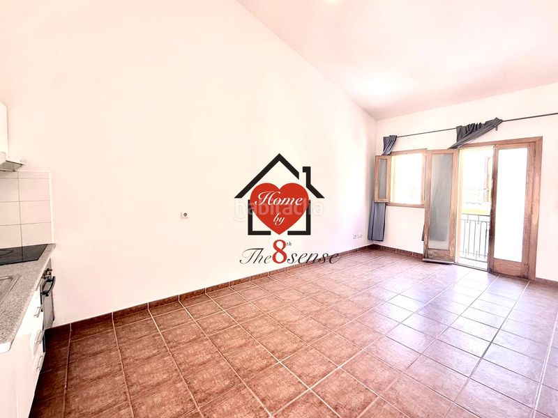 Foto bce2df7f-596a-4b7a-92ed-b4c425e0722d. Location studio dans Gran Via de Colom Inca