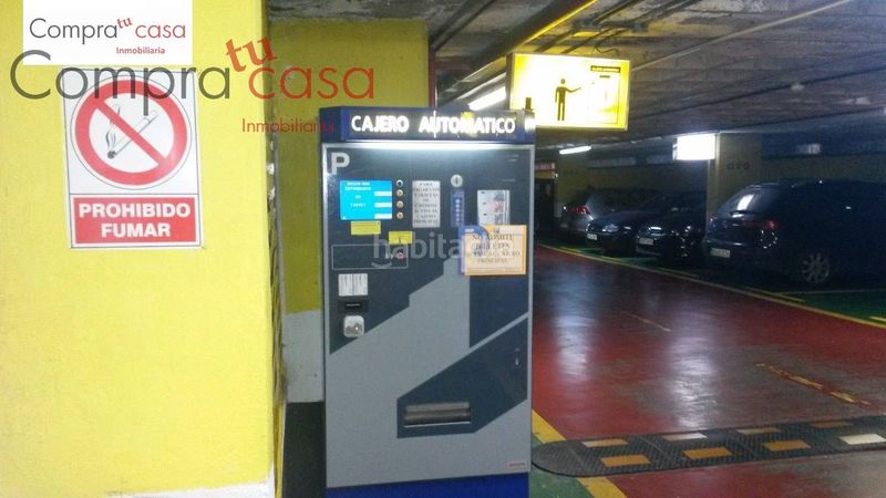 Foto 1031122d-7515-427a-9da1-0f90faa9d95c. Aparcament cotxe a Centro Segovia