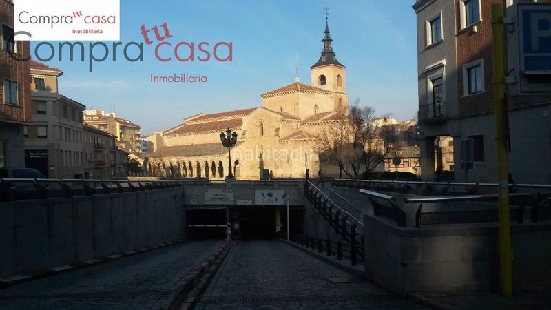 Foto 69ce9386-3429-4d1f-9edd-a3dca697ee09. Aparcament cotxe a Centro Segovia