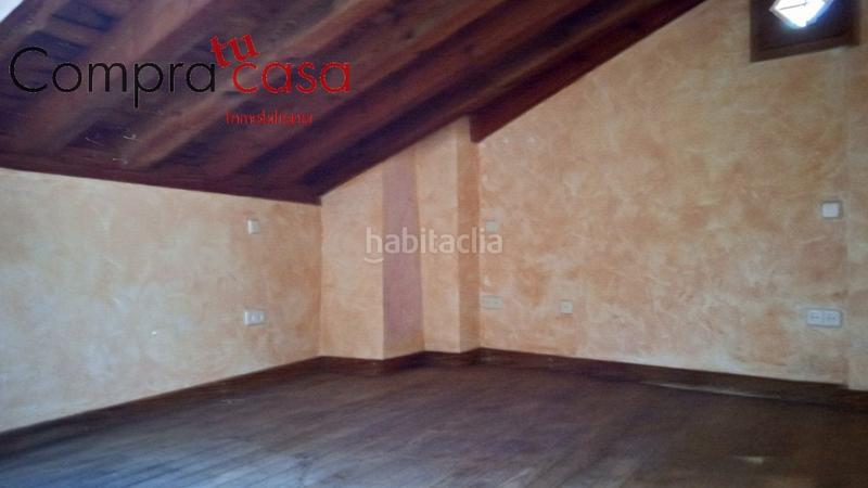 Foto c1001037-f54c-442a-8203-df8353a7b818. Chalet avec chauffage parking dans Bernuy de Porreros