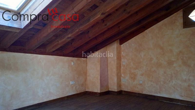 Foto c94e8aa7-cbd8-4111-9be5-d6abd293a0f5. Chalet avec chauffage parking dans Bernuy de Porreros