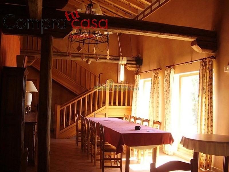 Foto 57c5fdef-24dc-44f9-8051-f1e0ce1b3768. Country house with heating in Yanguas de Eresma