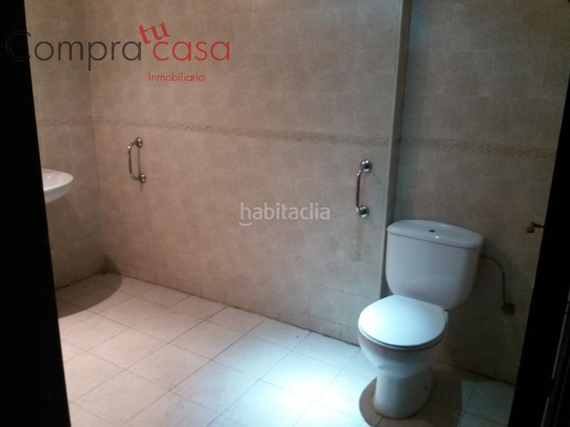 Foto 3dd3ceda-266e-493f-ab02-ddad55b50e4b. Local comercial venta..local a tres calles..30 metros del acueducto. en Segovia