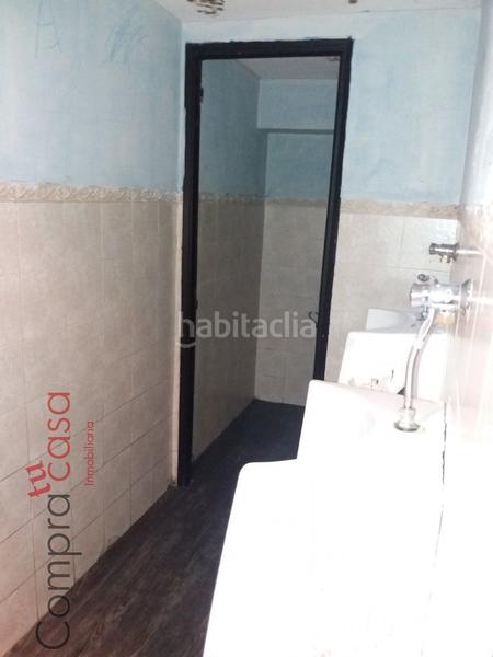 Foto 558968e9-d227-4cb6-a8c3-5efa18f1fb64. Local comercial venta..local a tres calles..30 metros del acueducto. en Segovia