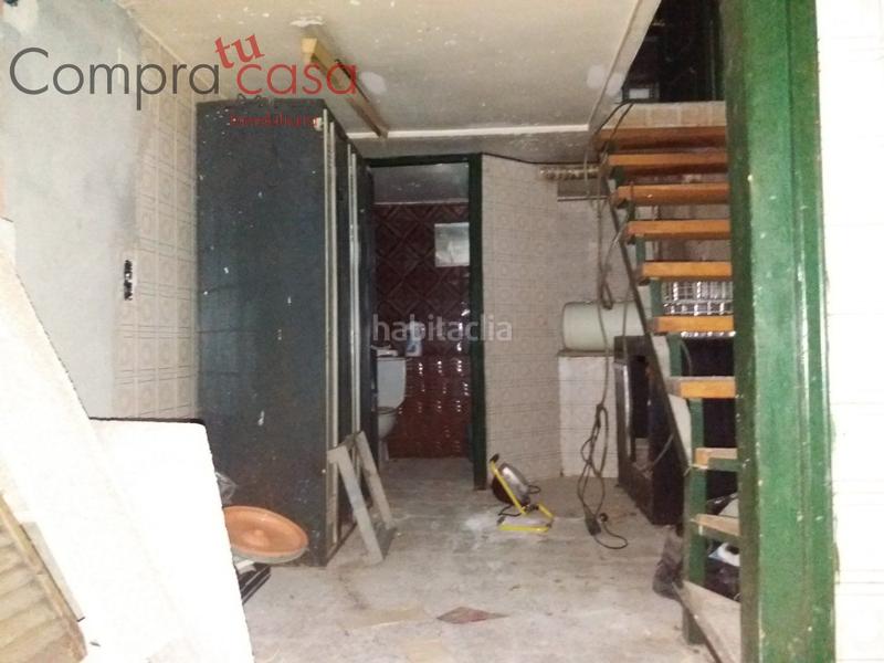 Foto e8634311-680b-46e0-99ee-5ec22bd4d961. Local comercial venta..local a tres calles..30 metros del acueducto. en Segovia