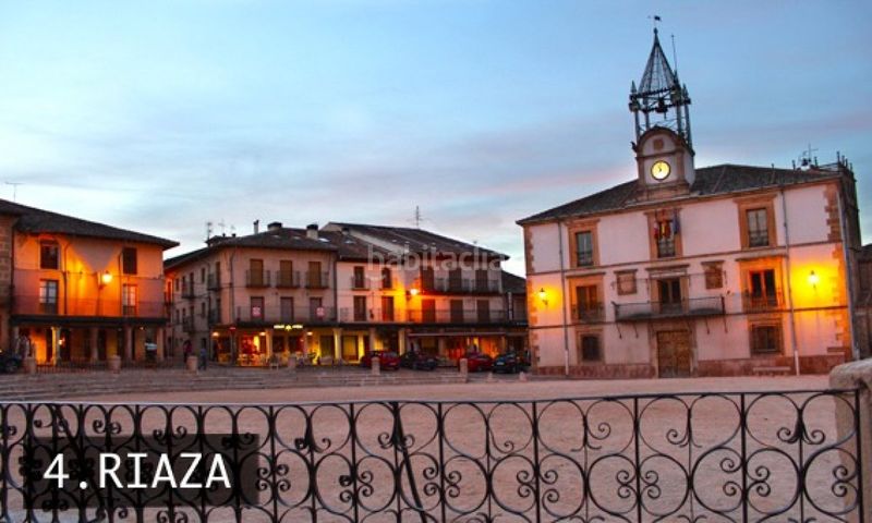 Foto 2be04f2a-65d8-4ff7-8226-6764e4e007f0. Terreny residencial a Navafría