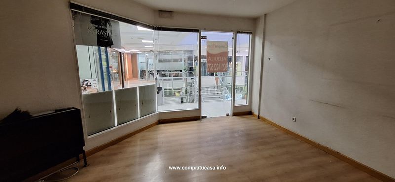 Foto 08e8c343-9bda-4495-9c29-2183d8d2ed71. Local comercial a Centro Segovia