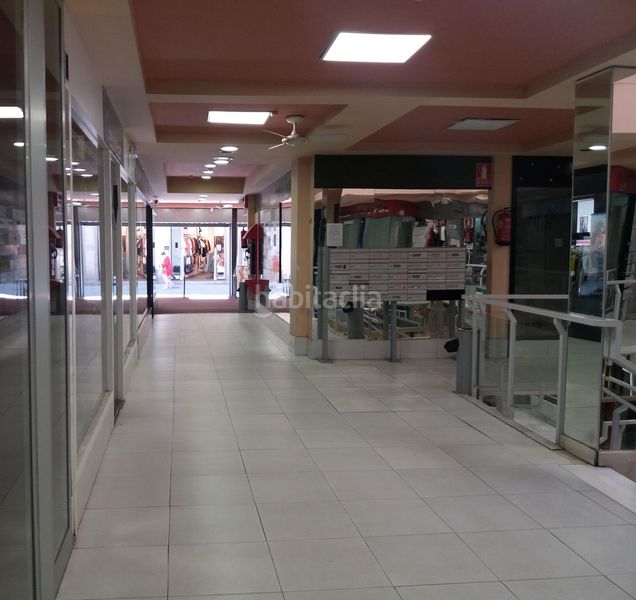 Foto 7ee8a377-4a67-41fd-ab86-788e9636ea02. Local comercial a Centro Segovia