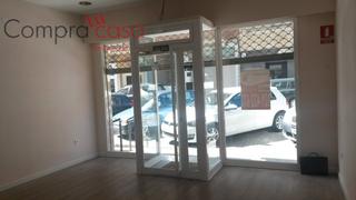 Locale commerciale in Calle escultor marinas 9. Venta local..escultor marinas..salida de humos.