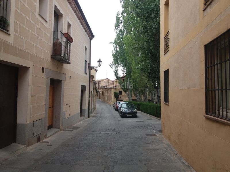 Foto 18dca404-3bc1-47e1-a404-17512efab8d3. Local comercial a Centro Segovia