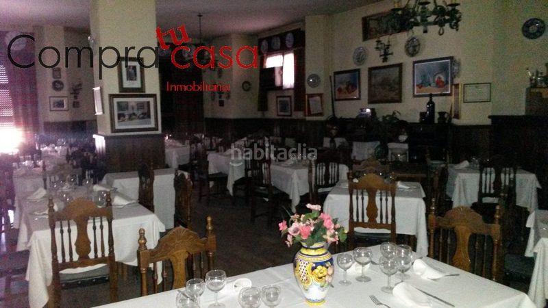 Foto 21cc723b-75f3-4f81-9ddc-8e33f558a988. Local comercial a Centro Segovia