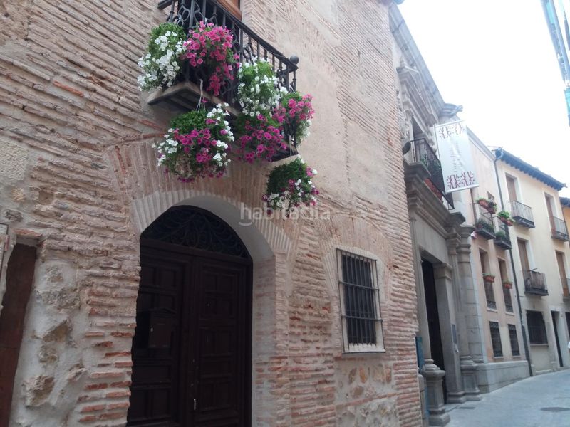 Foto cc23c859-310f-4ceb-bab6-5a7f8f43e6ee. Local comercial a Centro Segovia