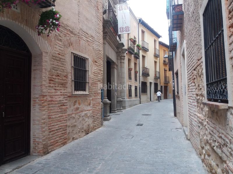 Foto ea75eca0-8969-436a-81bb-ea48f303c6fe. Local comercial a Centro Segovia