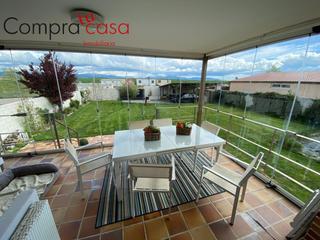 Casa aparellada a Encinillas. Venta chalet encinillas..segovia