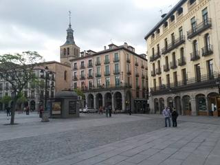 Miete Büro in Plaza Mayor - San Agustín. Alquiler de local para oficinas..casco historico..
