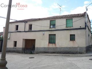 Mas  Calle del moral. Venta..casa de pueblo..basardilla..segovia