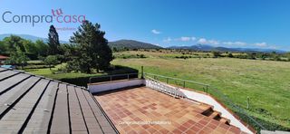 Xalet a Palazuelos de Eresma. Venta..chalet individual..piscina..garaje..huerta y 1.000 metros