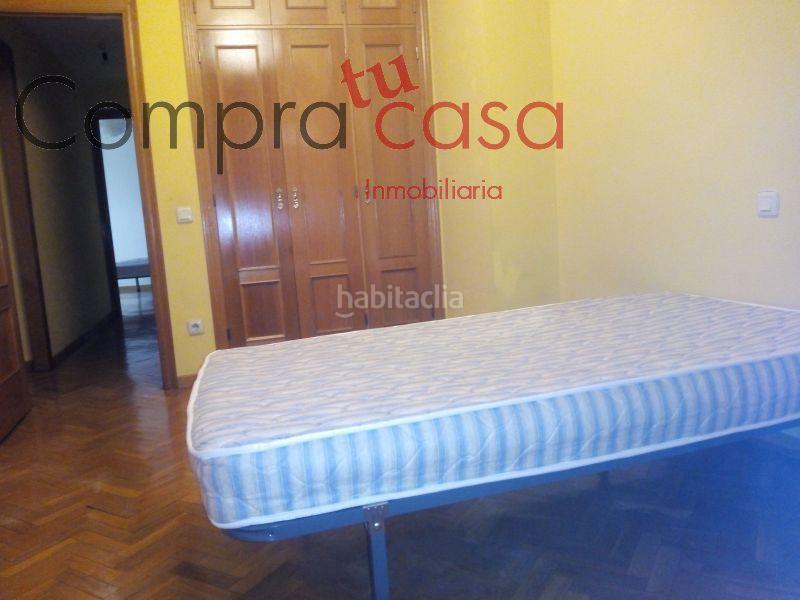 Foto 5906d772-438d-4b94-94e9-0a6f5a1c5b4c. Lloguer dúplex amb calefacció a Centro Segovia