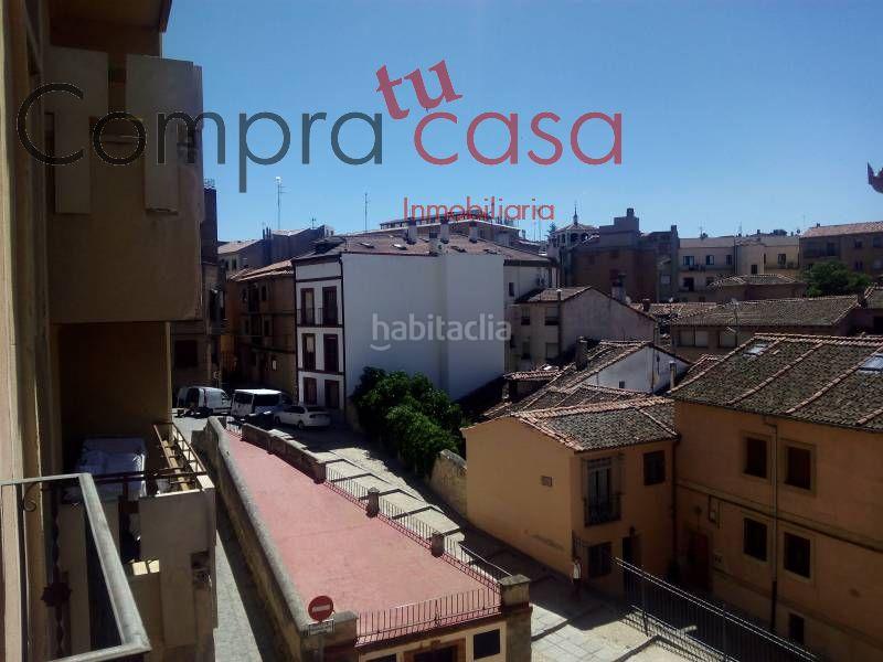 Foto b989b11d-2a66-455c-94a4-65ea4e428388. Lloguer dúplex amb calefacció a Centro Segovia
