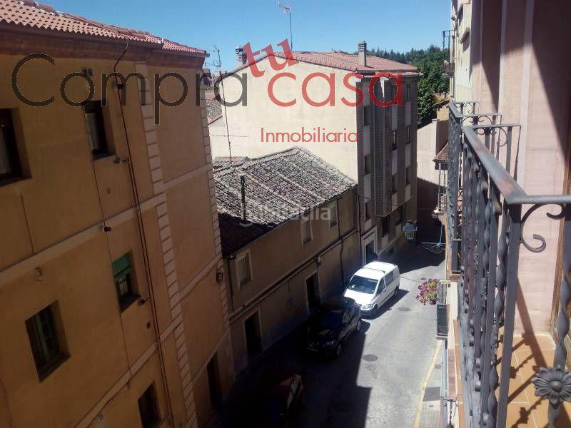 Foto fcc2adda-456a-4883-9de0-4639a56c2d5b. Lloguer dúplex amb calefacció a Centro Segovia