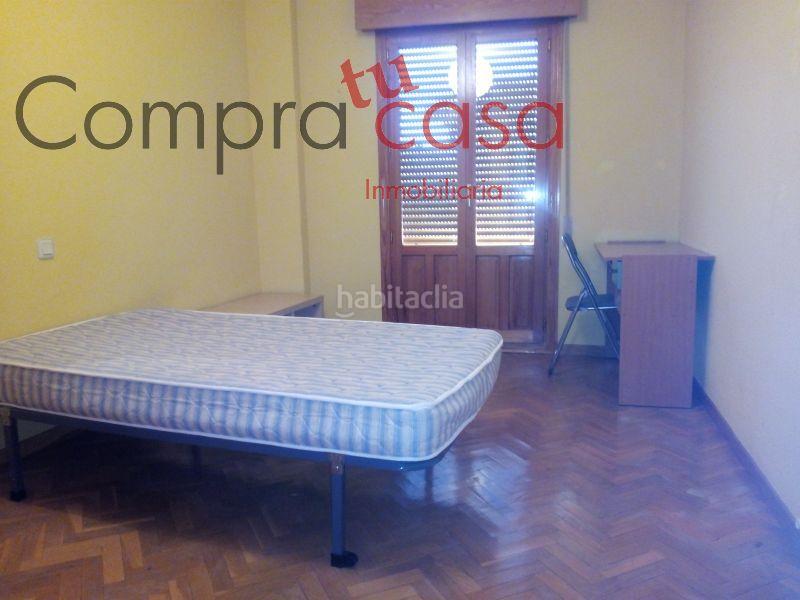 Foto ff260b3e-c68f-4207-969f-57545ff04add. Lloguer dúplex amb calefacció a Centro Segovia