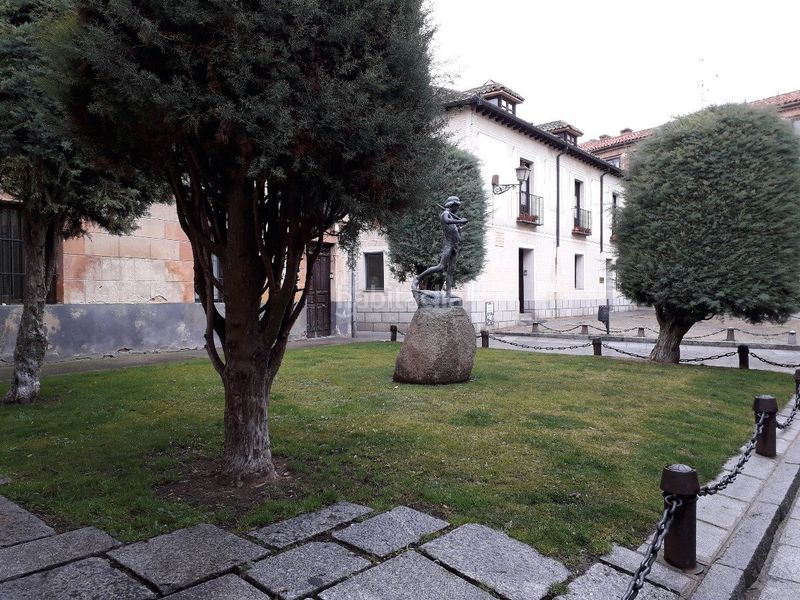 Foto 4a82b2f5-bc15-47ce-a690-052590a6ac9d. Aparcament cotxe a Plaza Mayor - San Agustín Segovia